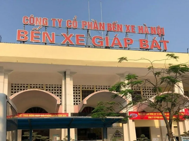 Bến xe Giáp Bát